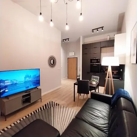 Butikowy Nad Odra W Centrum Wroclawia Z Garazem Apartment Wroclaw